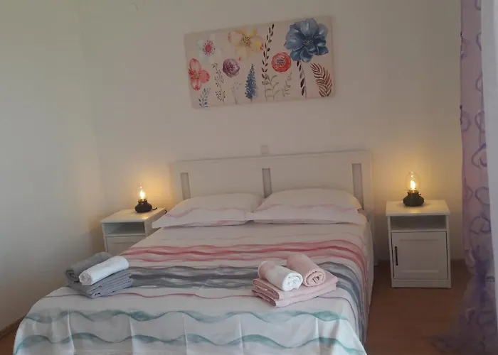 Barbat-za Cijelu Obitelj Barbat na Rabu