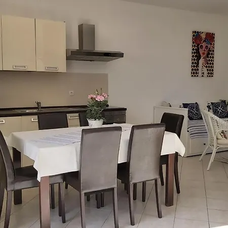 Barbat-za Cijelu Obitelj * Barbat na Rabu